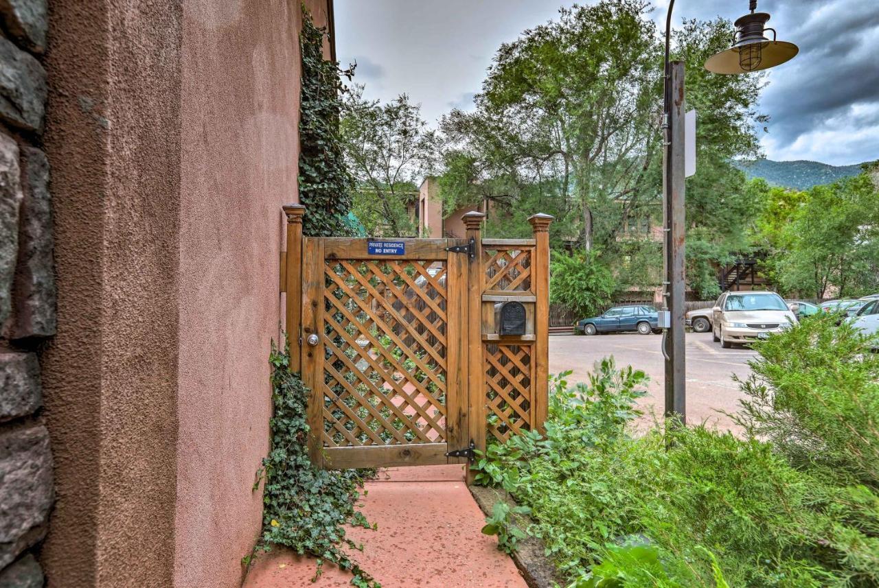 Downtown Manitou Springs Home Tranquil Creek View Exterior photo